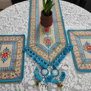Table runner with 6 placemats